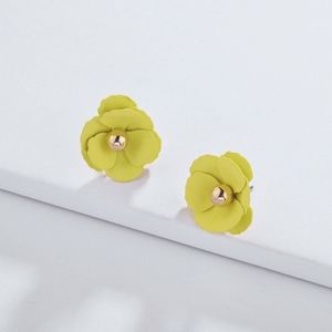 NEW "MELLOW" Flower Petal dog Statement Earring